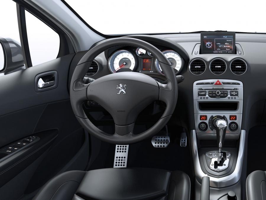  Peugeot 308 2012 года  (BR) (фото 14 из 18)